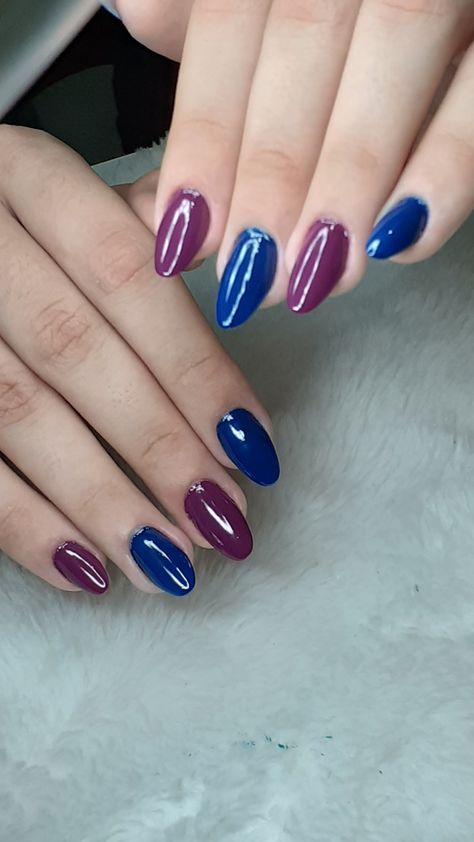 Jinx Nails Design, Jinx Inspired Nails, Jinx's Nails Arcane, League Of Legends Nails, Jinx Nails Arcane, Arcane Inspired Nails, Purple And Blue Nails, Jinx Nails, Arcane Nails