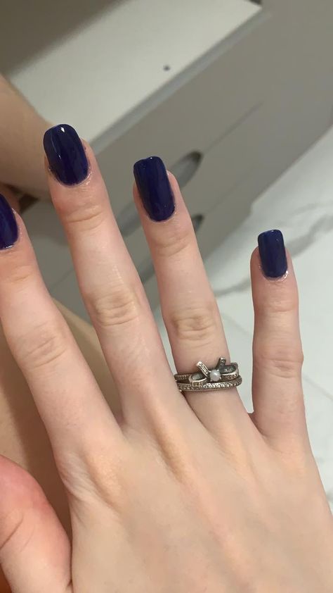 Navy Nails Aesthetic, Navy Blue Nails Aesthetic, Dark Blue Nails Aesthetic, Nail Navy Blue, Dark Blue Acrylics, Navy Acrylics, Plain Blue Nails, Dark Blue Short Nails, Navy Blue Outfit Aesthetic