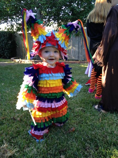 Diy Pinata Costume, Pinata Halloween Costume, Pinata Costume, Homemade Pinata, Mexican Halloween, Old Halloween Costumes, Halloween Costumes 2014, Diy Pinata