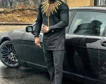 African Suits, Male Attire, Native Clothing, Ankara Outfits, Men Embroidery, Dashiki For Men, Beard Man, Costume Africain, African Suit