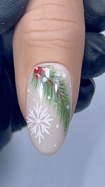 AMANDA BYRNE NAIL ARTIST on Instagram: "♥️🌲 Holly Jolly Christmas 🌲♥️ Using #everythingmagpie • FALL FROM GRACE Gel Colour • WHITE, BROWN & RED Gel Paint • NEONE GREEN Gel paint + • PREMIUM DETAILER BRUSHE 9 • MAGPIE DOTTING TOOL • GIVE ME STRENGTH • LIKE A DIAMOND Top Coat 🖤 @magpie_beauty 🖤 @magpie_education 🖤 @aleana_hand New Male Thumb 🖤 Design inspired by @beautyworksbyamy 😘🖤 #nails #nailsonfleek #nailsofinstagram #instanails #nailswag #naildesigns #nailsoftheday #nailporn #gelna Christmas Nails With Mistletoe, Holly And Ivy Nails, Red Christmas Nails Holly, Christmas Holly Nail Art, Christmas Nails Holly Berries, Dipped Christmas Nails, Poinsettia Nail Art, Pointsetta Nails, Holly Nails Christmas