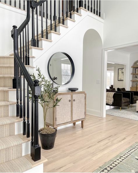 Entry Way Stairs Ideas, Stairs At Entryway, Stairs In Entryway, Foyer Ideas Entryway With Stairs, Front Entryway Ideas With Stairs, Foyer Ideas Entryway Stairs, Entryway Ideas With Stairs, Foyer With Stairs Entryway, Minimal Stairs