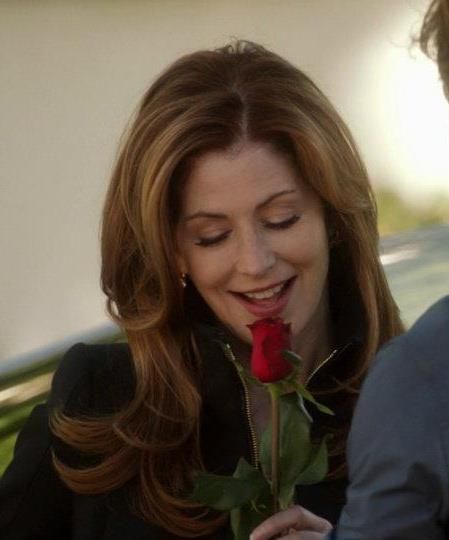 Dana Delany as Megan Hunt in Body of Proof. loved that show so much! Body Of Proof, Dana Delany, Rock And Roll Girl, Diane Lane, Desperate Housewives, Redhead Beauty, Kate Middleton Style, Swag Style, Vintage Hairstyles