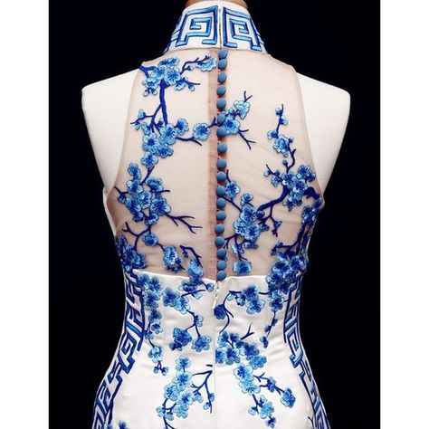 Cheongsam Modern, Modern Cheongsam, Chique Outfits, Qipao Dress, Cheongsam Dress, Chinese Clothing, Chinese Dress, Cheongsam, A Dress