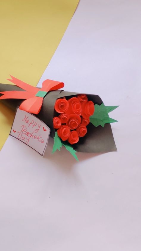 Flower Bouquet Paper Craft, Homemade Paper, Bouquet Paper, Flower Boquet, Teachers Day Card, Cute Easy Doodles, Easy Doodles, Paper Bouquet, Happy Teachers Day