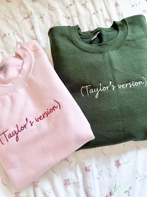 Taylor's version embroidered sweatshirt, the perfect gift for any Swiftie! How to order: 1. Select your size 2. Select the colour you would like for your sweatshirt 3. Add in the personalisation box the colour of thread you would like All sweatshirts are made within 1-3 weeks. Taylor Swift Embroidered Sweatshirt, Sweatshirt Taylor Swift, Types Of Girls, Embroidered Sweatshirt, Embroidered Sweatshirts, The Colour, 3 Weeks, You And I, Taylor Swift