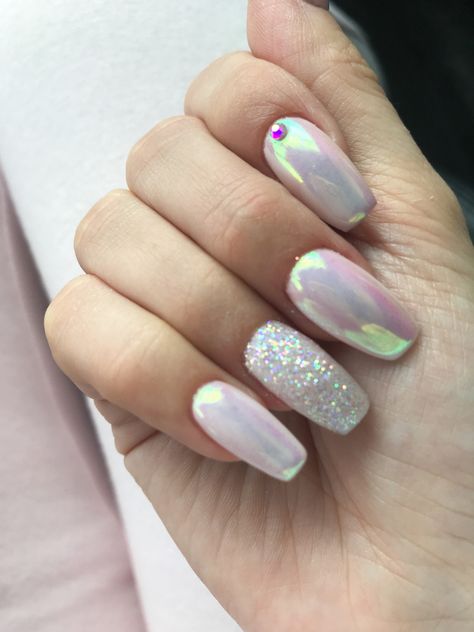 Bachelorette Nails, Bride Things, Nail Polish Colors Winter, White Chrome Nails, Snow Nails, Nails Chrome, Purple Acrylic Nails, Chrome Nails Designs, Purple Acrylic