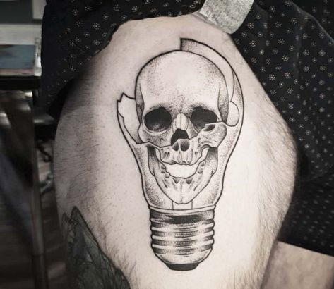 Skull and light bulb tattoo by Matt Pettis | Post 22345 Light Bulb Tattoo, Bulb Tattoo, Lightbulb Tattoo, Lamp Tattoo, Traditional Black Tattoo, Small Back Tattoos, Skeleton Tattoos, Chest Piece Tattoos, World Tattoo