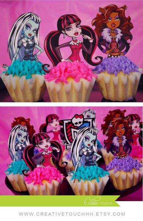 Monster High birthday party cupcakes! See more party planning ideas at CatchMyParty.com! Monster High Cake Topper, Cupcake Cake Ideas, Monster High Invitations, Monster High Birthday Party Ideas, Monster High Cupcakes, Monster High Birthday Party, Monster High Cake, Party Monster, Birthday Invitations Diy