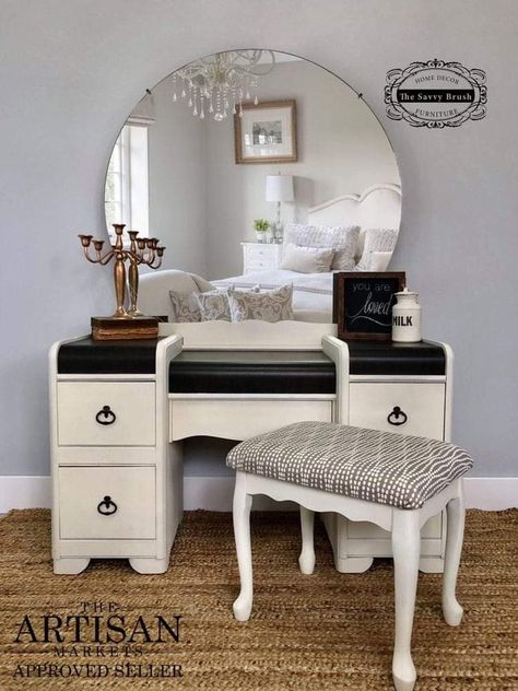 Waterfall Furniture, Waterfall Vanity, Pretty Furniture, Vanity Makeover, Furniture Upcycle, Revamp Furniture, Farmhouse Paint, Vanity Ideas, Bench Set