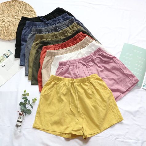 Shorts Ootd, Clothing Store Displays, Bag Clothes, Shorts Outfits Women, Clothing Photography, Stylish Work Outfits, Vibe Clothes, Fashion Design Clothes, Pants Pattern