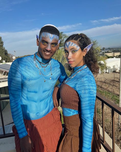 Men’s Avatar Costume, Avatar Couples Costumes, Avatar Halloween Costumes Couples, Avatar Costume Couple, Avatar Couple Costume, Halloween Costumes Avatar, Couple Halloween Costumes Scary, Trending Costumes, Avatar Halloween Costumes