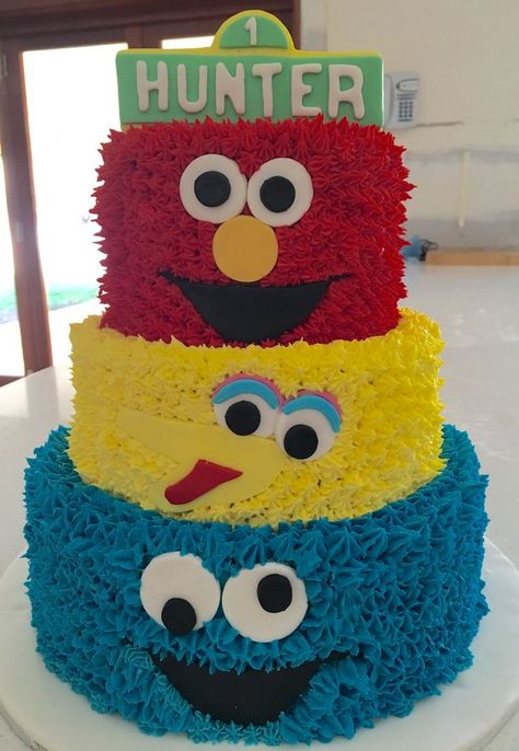 Big Bird Birthday Party, Sesame Street Birthday Party Ideas Cake, Big Bird Cake, Cookie Monster And Elmo Cake, Sesame Street Cake Ideas 1st Birthdays, Elmo And Cookie Monster Birthday Party, Diy Sesame Street Cake, Sesame Street Birthday Cake Ideas, Elmo Sheet Cake