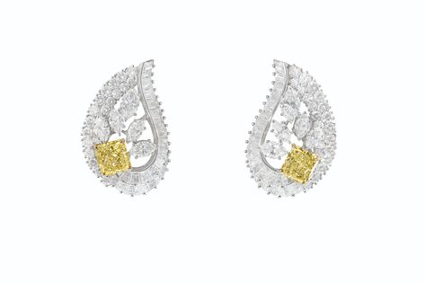 Graff Earrings, Jewellery Guide, Diamond House, Graff Jewelry, Red Carpet Jewelry, Earrings Fancy, Graff Diamonds, Colored Diamond Rings, Diamond Jewel