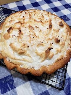 My Patchwork Quilt: COCONUT CREAM PIE (FILLING), an AMISH RECIPE Sugar Cream Pie Recipe, Coconut Cream Pie Easy, Best Coconut Cream Pie, Cream Pie Filling, Banana Cream Pie Recipe, Coconut Cream Pie Recipes, Meringue Pie Recipes, Homemade Goodies, Boston Cream Pie