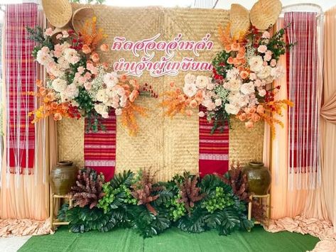 Hmong Backdrop, Hmong Backdrop Ideas, Pelamin Rustic, Fiesta Theme Party Decorations, Star Wars Wedding Theme, Booth Backdrops, Photo Backdrop Wedding, Fiesta Theme Party, Wedding Backdrop Design