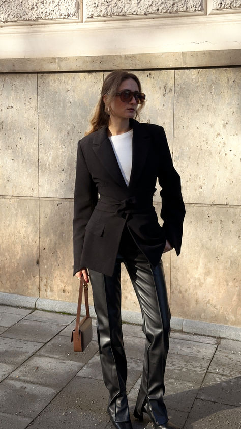 The perfect blazer paired with the ultimate leather trousers. 2024 is all about creating your forever wardrobe with Odd Muse London! Odd Muse, Leather Trousers, Winter Wardrobe, Muse, Trousers, Shades, London, Blazer, Wardrobe