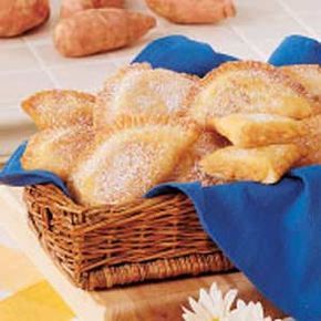 Fried Sweet Potato Pies Recipe, Handheld Pies, Fry Pies, Fried Sweet Potato, Sweet Potato Pies, Thanksgiving Planning, Sweet Potato Pies Recipes, Fried Pies, Pie Pie