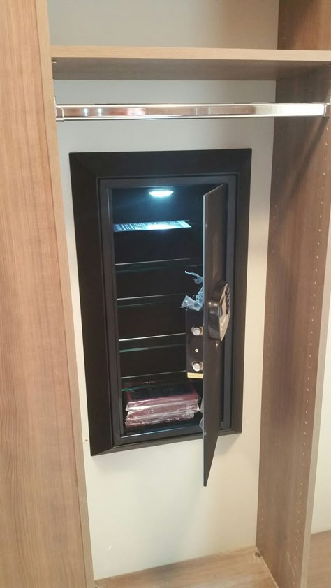 Hidden Safe In Closet, Safe In Closet, Closet Safe, Safe Ideas, Tattoo Modern, Hidden Closet, Secret Hiding Places, Hidden Safe, Hidden Spaces