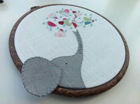 Elephant Embroidery, Embroidery Hoop Crafts, Elephant Pictures, Fabric Hearts, Animal Embroidery, Hand Embroidery Stitches, Free Machine Embroidery, Duck Egg Blue, Embroidery Hoop Art