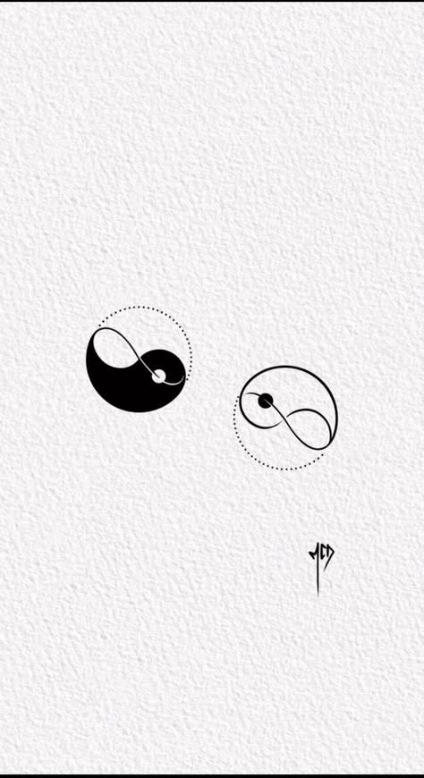 Yang And Yang Tattoo, Ldr Couple Tattoo Ideas, Matching Tatoos Minimaliste Couples, Universe Tatoos Ideas, Cute Small Tattoos For Couples, Yin Yang Bestie Tattoos, Ying Yang Matching Tattoos Couples, Yin Yang Couples Tattoo, Matching Men Tattoos