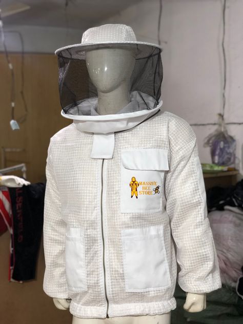 Now get Bee ventilated suits from #AMAZON FULFILMENT CENTER easily in two different colors and 2 different veil style just click on the link http://pixelfy.me/ZpRrFb and get the bestest product Payment through Paypal #beekeeperstories #beekeeperswife #beekeepersofinstagram #bee #bees #beekeeping #beekeeper #beekeepers #beehive #savethebees🐝 #savethebeesaustralia #massivebeestore #beekeepingsuit #beekeepingsuits #urbanbeekeeping #backyardbeekeeping #beekeepinglife #honey #hives #beekeepingaustra Urban Beekeeping, Beekeeping Suit, Bee Suit, Backyard Beekeeping, Outdoor Gadgets, Veil Styles, Bee Keeper, Bee Sting, Save The Bees