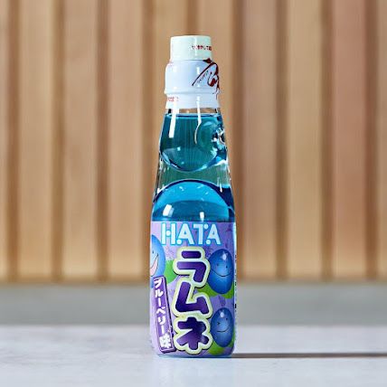 Tha Munchies: Blueberry Ramune Japanese Soda Ramune Soda Aesthetic, Japanese Beverages, Japanese Candy Kits, Silly Creature, Japanese Soda, Strawberry Clothing, Japan Sweets, Candy Kit, Japanese Drinks