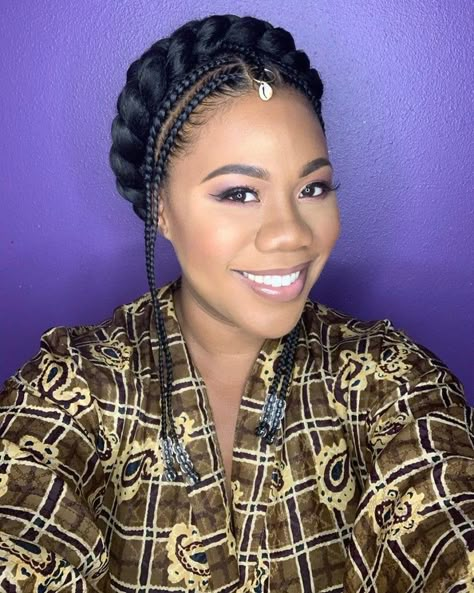 Cornrow Crown Braid, Halo Braid Natural Hair, Halo Hairstyle, Braided Halo Hairstyle, Melanin Photoshoot, Braid Natural Hair, Braids In The Front Natural Hair, Braided Halo, Big Braid