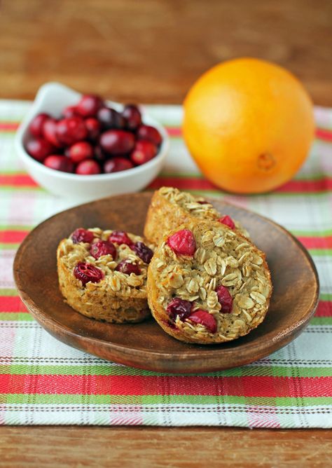 Orange Cranberry Baked Oatmeal Singles - Emily Bites Cranberry Baked Oatmeal, Ww Baking, Emily Bites, Chris Freytag, Cranberry Oatmeal, Cranberry Baking, Healthy Oatmeal Recipes, Orange Cranberry, Warm Breakfast