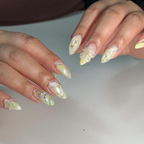 ✨GRAND GODDESS 🧚✨ GUYSSS these are her natural nails, im shoook🥹 ngl when my client asked for a yellow and green set i couldn’t help but thing to myself ahhh Australian soccer team colours HAHAH but we got down to it and whipped up this baddie 👩🏻‍🍳🧚✨🤣 ✨structured efile + level 3 nail art + charms 🧚custom press ons available through dm or Etsy link in bio ✨book an appointment via link in bio #nails #nailsofinstagram #nailsoftheday #nailsnailsnails #nails2inspire #kawaiinails #cutenails #... Australian Nails, Bio Nails, Nail Art Charms, Press Ons, Kawaii Nails, Level 3, Book An Appointment, Yellow And Green, Soccer Team