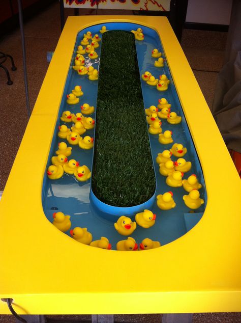 Duck Race Game, Duck Pond Carnival Game, Duck Race, Diy Carnival, Best Christmas Toys, Spy Party, Carnival Themed Party, Outdoor Games For Kids, Fall Fest