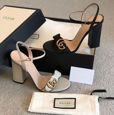 Gucci Heels Outfit, Trendy Slippers, Gucci Heels, Gucci Shop, Heels Outfits, Ankle Strap High Heels, Sandal Heels, Cute Sandals, Slipper Sandals