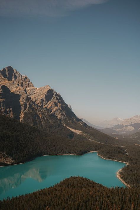 Beautiful Place in the World Landscape Switzerland, Canada Lake, Peyto Lake, Switzerland Mountains, Lake Aesthetic, Aesthetic Landscape, Mountain Aesthetic, Mountains Aesthetic, Victoria Secret Wallpaper