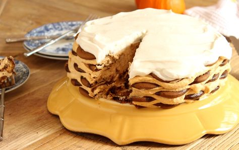 Ginger Snap Pumpkin Icebox Cake Pumpkin Icebox Cake, Ice Box Cake, Gingersnap Cookies, Box Cakes, Icebox Cake Recipes, Easy Holiday Desserts, Pumpkin Treat, Ginger Snap Cookies, Ginger Snap