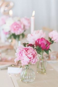 Peonies Wedding Table, Tea Party Tablescape, Tea Party Table Settings, Wedding Table Pink, Ftd Flowers, Flowers In Vases, Miss K, Small Glass Vases, Party Tablescapes