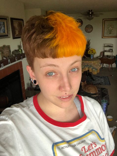 Yellow and brown split dye half and half hair Half Ginger Half Blonde Hair Split, Split Dyed Hair Black And Orange, Half Black Half Orange Hair Split, Brown Split Dye, Split Dyed Hair Red And Orange, Dyed Ginger Hair, Orange And Yellow Split Dye, Dyed Hairstyles, Wolf Cuts