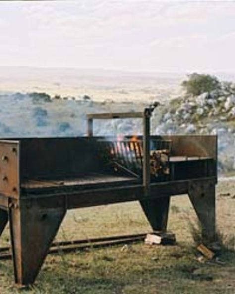 Francis Mallman, Outdoor Smoker, Argentine Grill, Cooking Over Fire, Open Fire Cooking, Fire Grill, Outdoor Barbecue, Fire Cooking, Bbq Smokers