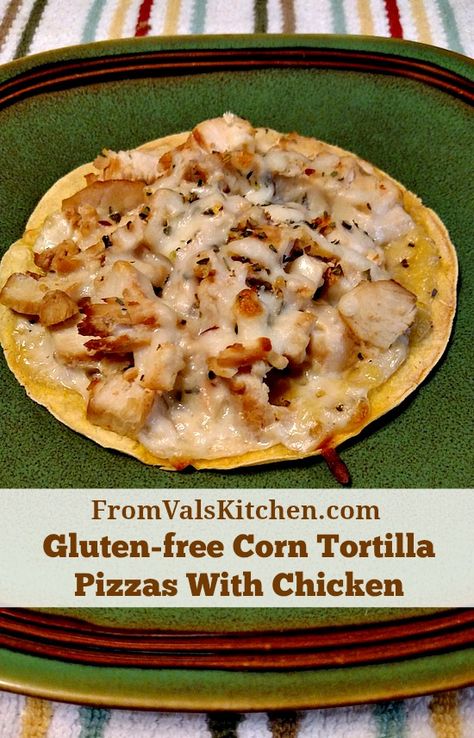 Gluten-free Corn Tortilla Pizzas With Chicken #Recipe - From Val's Kitchen Corn Tortilla Pizza, Dairy Free Pizza Recipe, Gluten Free Corn Tortillas, Tortilla Pizzas, Corn Tortilla Recipes, Dairy Free Pizza, Chicken Pizza Recipes, Tortilla Pizza, Corn Tortilla