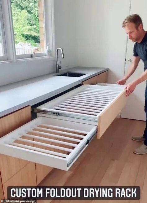 Architect designs GENIUS in-built drying rack for clothes below the kitchen sink Home Office For Man, Home Office Layout, Porch Flowers, Laundry Room Layouts, Laundry Room Renovation, Modern Laundry Rooms, Laundry Design, Laundry Room Inspiration, Laundry Room Remodel