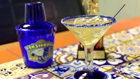 Chilis Presidential Margarita Recipe, Chilis Margarita Recipe, Margarita Mix Recipe, How To Make Chili, Recipes Authentic, Watermelon Margarita, Margarita Mix, Sour Mix, Sour Taste