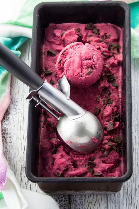 Chocolate Chunk Beet Ice Cream. Vegan. Vegetable Ice Cream Recipes, Vegetable Ice Cream, Beet Ice Cream Recipe, Beet Ice Cream, Beet Sorbet, Beetroot Ice Cream, Red Bean Ice Cream, Vegan Dark Chocolate Ice Cream, Black Raspberry Ice Cream