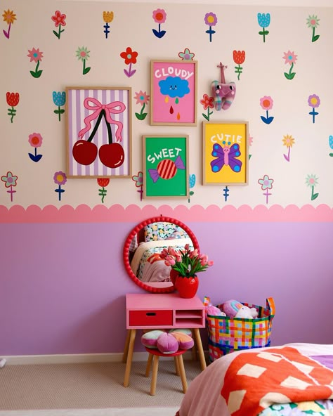 Instagram Anthropologie Kids Room, Toddler Room Ideas Girl Colorful, Maximalist Toddler Room, Toddler Bedroom Girl Colourful, Toddler Girl Room Colorful, Maximalist Baby Nursery, Colourful Baby Nursery, Maximalist Kids Room, Pink Toddler Room