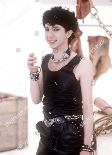 Marc Almond 80s, Masc Fits, Goth Male, Goth Boys, David Bowie Music, Marc Almond, Kawaii Punk, 80s Celebrities, Soft Cell