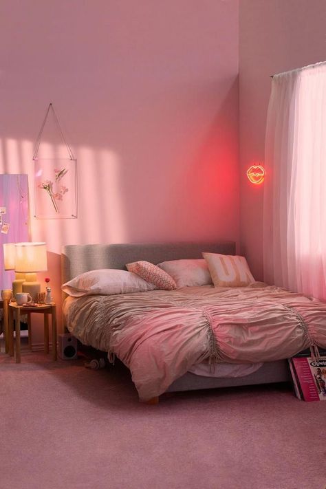 The idea here is to add a warm yet fresh atmosphere to your interior design and make way to blazing landscapes and breezy settings indoors. #summerdecorideas #interiordesign #interiordesigntrends #homedecor #homedecorideas Pink Bedroom Design, Aesthetic Bedroom Ideas, Pink Bedrooms, Room Deco, Aesthetic Rooms, Bedroom Vintage, Pink Bedroom, Pink Room, Cute Room Decor