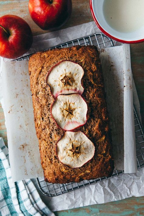 Apple Cinnamon Quick Bread | kellyneil.com - A cinnamon-spiced quick bread loaf made with whole wheat flour, buttermilk, and whole grated apple. #cinnamonquickbread #applerecipes #applecinnamonbread #appleloaf Quick Bread Loaf, Bread With Glaze, Cinnamon Quick Bread, Apple Cinnamon Loaf, Apple Loaf Cake, Pumpkin Cranberry Muffins, Apple Cider Glaze, Apple Loaf, Cinnamon Bread Recipe