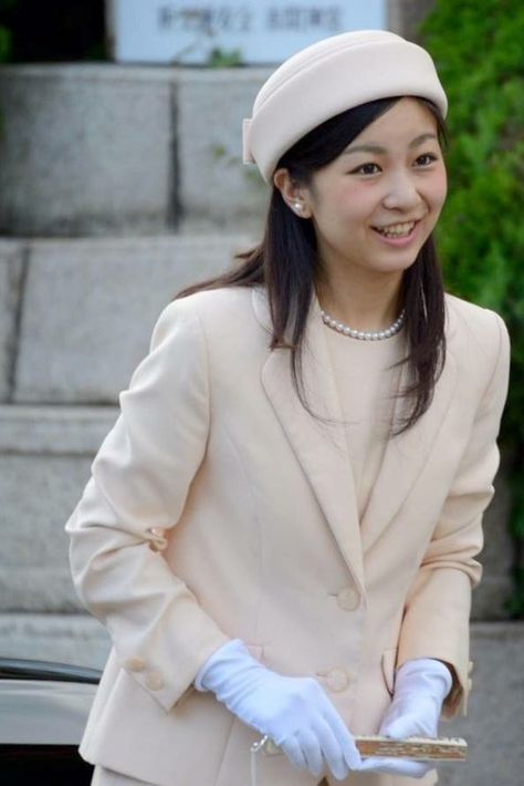 秋篠宮佳子内親王殿下 Princess Kako Of Akishino, Royal Monarchy, Japanese Princess, Family World, Japanese Mythology, Royal Look, Japanese Women, Asian Fashion, Royals