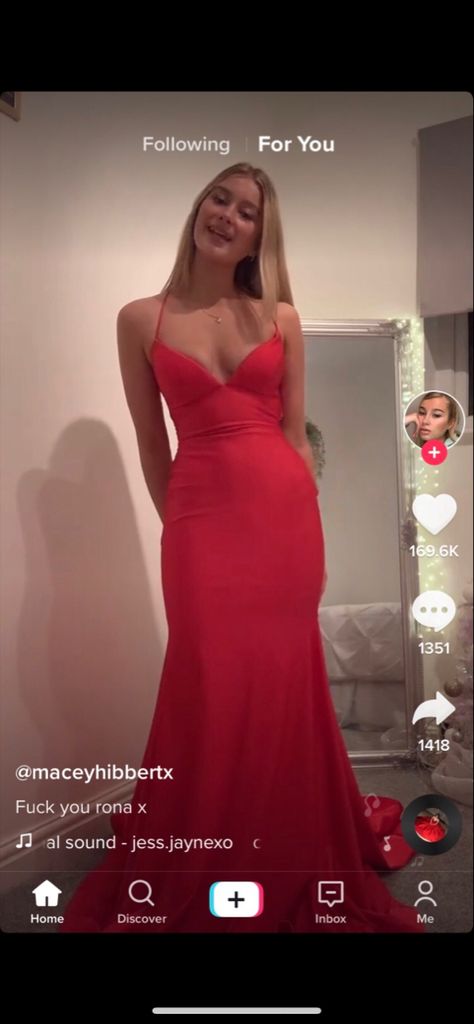 Adam Banks, Prom Fits, Prom 23, Junior Prom, Prom Inspo, Jr Prom, Stunning Prom Dresses, Senior Prom, Red Prom