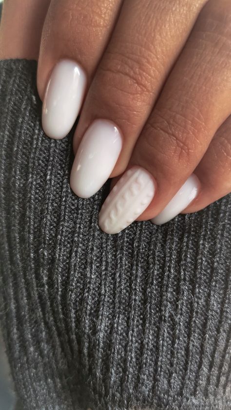 Russian Mani, Jazz Nails, Russian Nails, Russian Manicure, Mani Ideas, White Russian, Milky White, Cute Nails, Nail Inspo