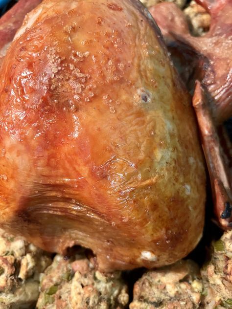 Kalua Turkey Recipe, 15 Lb Turkey, Turkey Oven, Hawaii Foods, Leaf Turkey, The Best Turkey, Stuffing Balls, Turkey Wraps, Kalua Pork