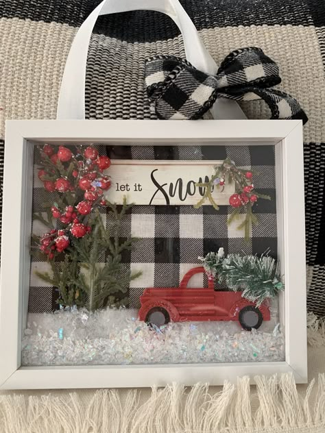 Christmas Shadow Box Ideas Easy Diy, Shadow Box Ideas For Christmas, Christmas Shadow Boxes Diy, Shadow Box Diy Ideas, Dollar General Crafts, Christmas Shadow Box Ideas, Christmas Box Frames, Frame Ideas Diy, Diy Christmas Shadow Box